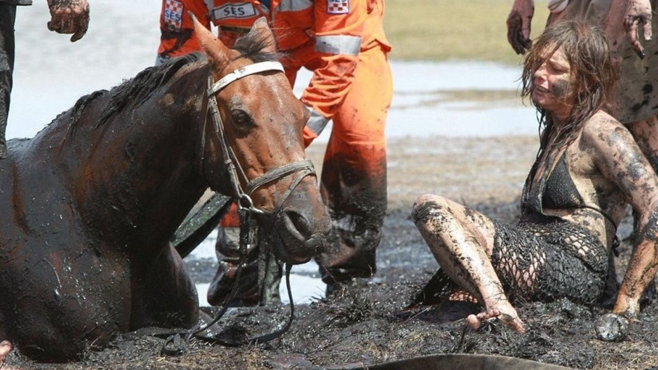 A Woman Stays By Her Horse Side For Three Hours, After A 900IB Animal Gets Stuck In The Mud